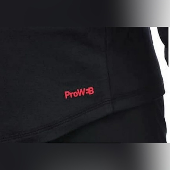 SPYDER ACTIVE 1/2 ZIP PERFORMANCE PULLOVER. Sz. L BLACK/RED. - Picture 2 of 9